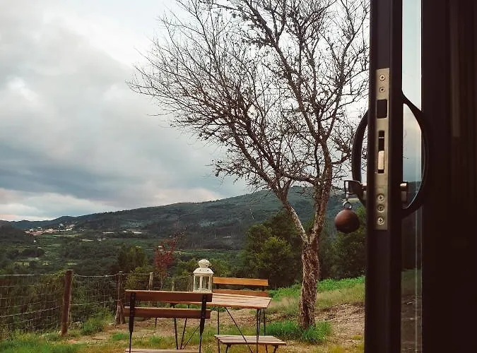 Casa D' Alem Turismo E Natureza - Refugio Do Valouto Holiday park